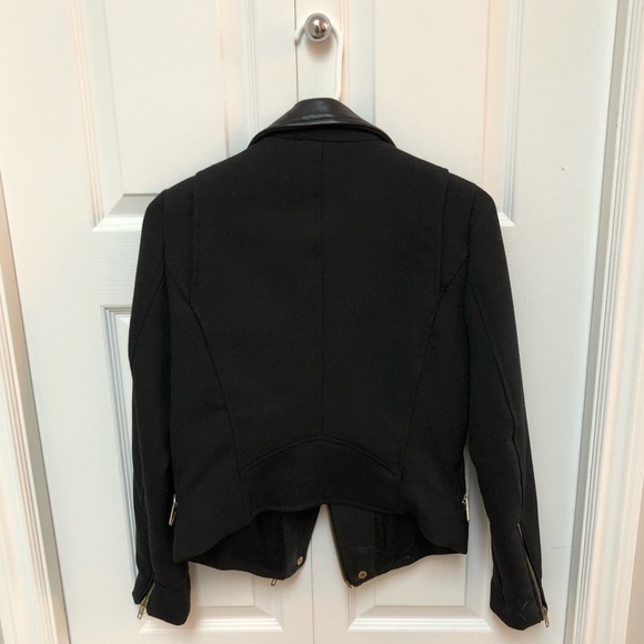 Biker style jacket with leather lapels. - Picture 2 of 5